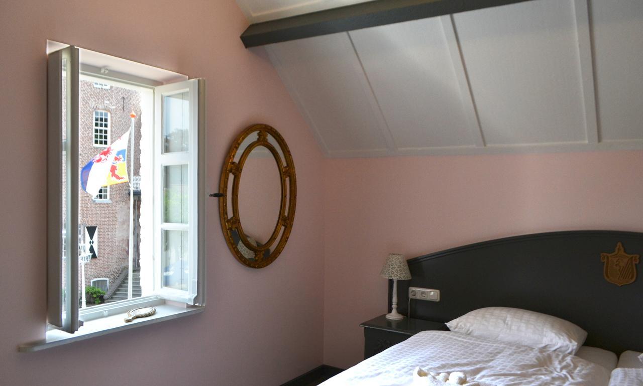 Haelen Kasteel Aldenghoor Bed & Breakfast エクステリア 写真